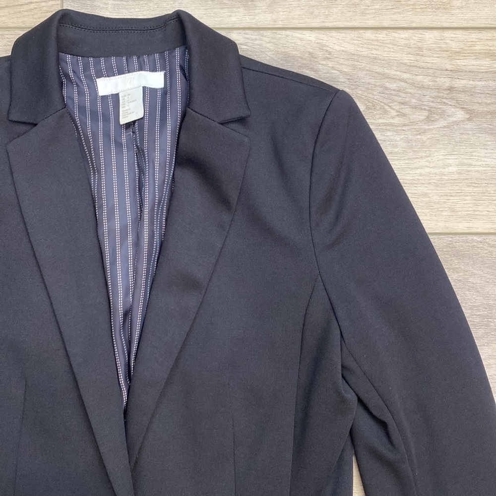 H&M Knit Blazer - Picture 3 of 16